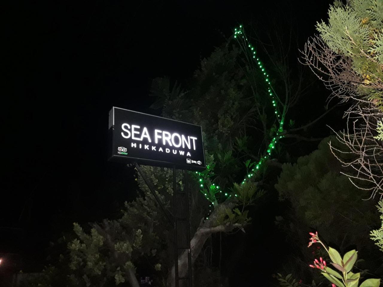 Sea Front Hikkaduwa Apartment Exterior photo